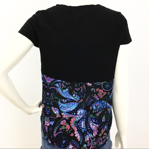 SOLD Express Floral Paisley Black Shirt V-Neck - Picture 2 of 4